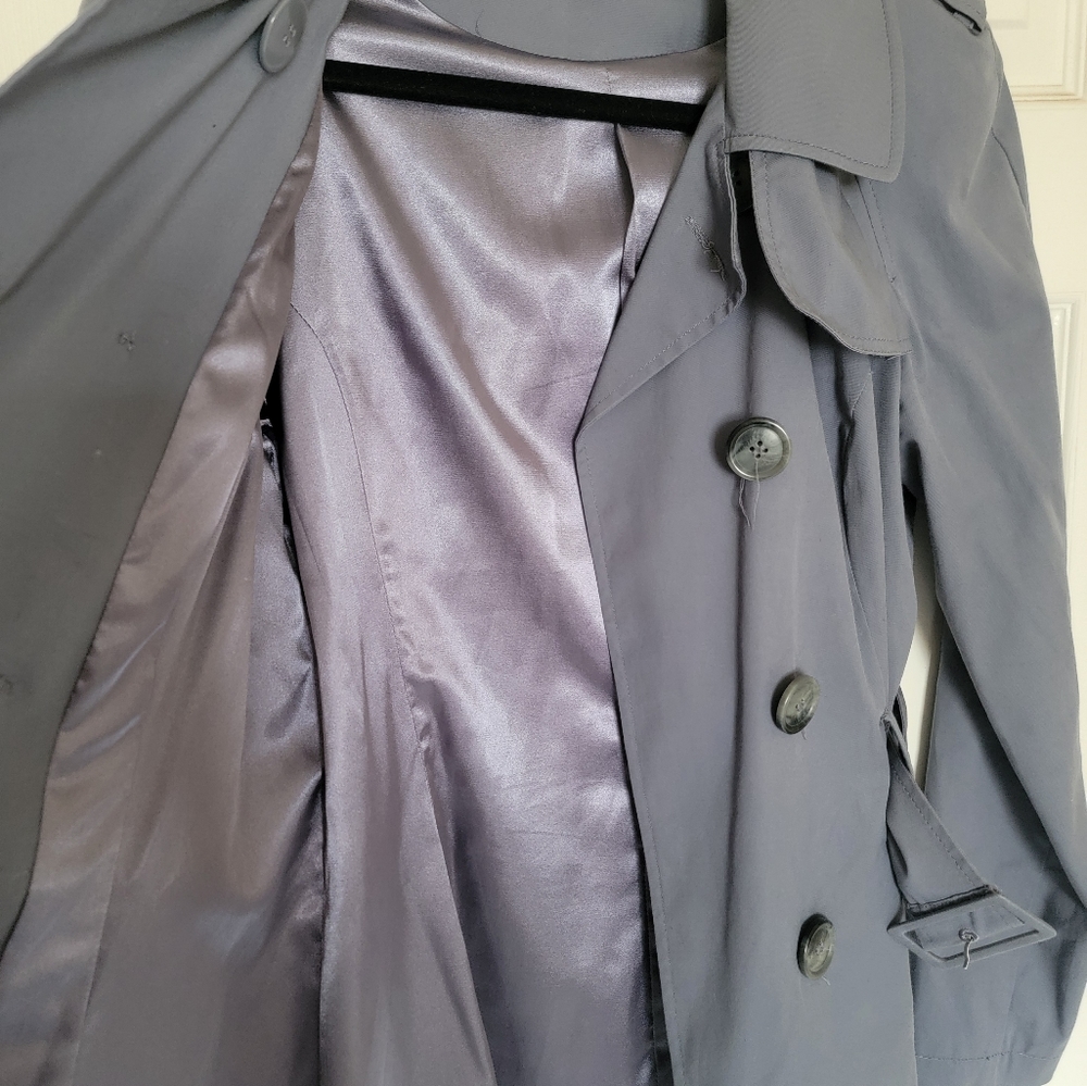 Trench coat - Picture 2 of 6